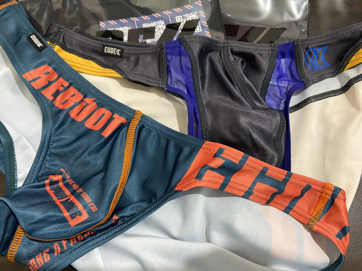 儘管已經是最大尺寸了，但感覺還是有點危險，就看肥胖的我塞不塞的下了⋯⋯