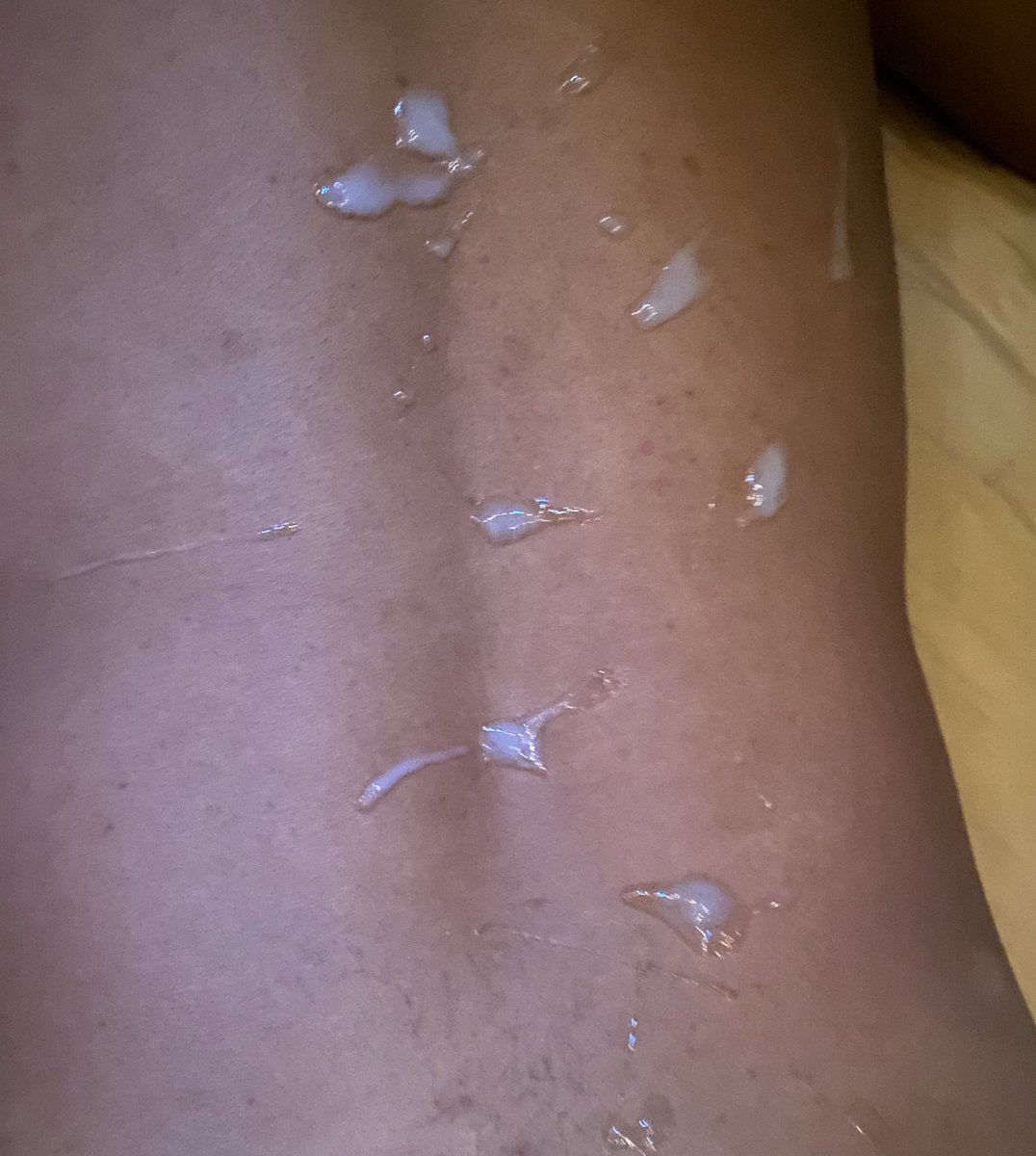 joshuan1090's tweet photo. 🥵🤤 que rico amanecer con él espalda lleno de Leche https://t.co/yPb1QSeQGT