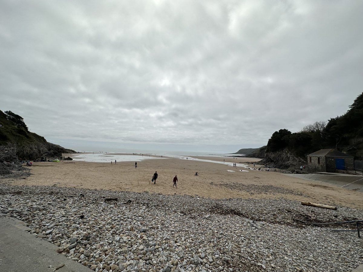 Day out with <a href="/LizzyOboe/">Liz Harwood</a> at Caswell bay #caswellbay #beach