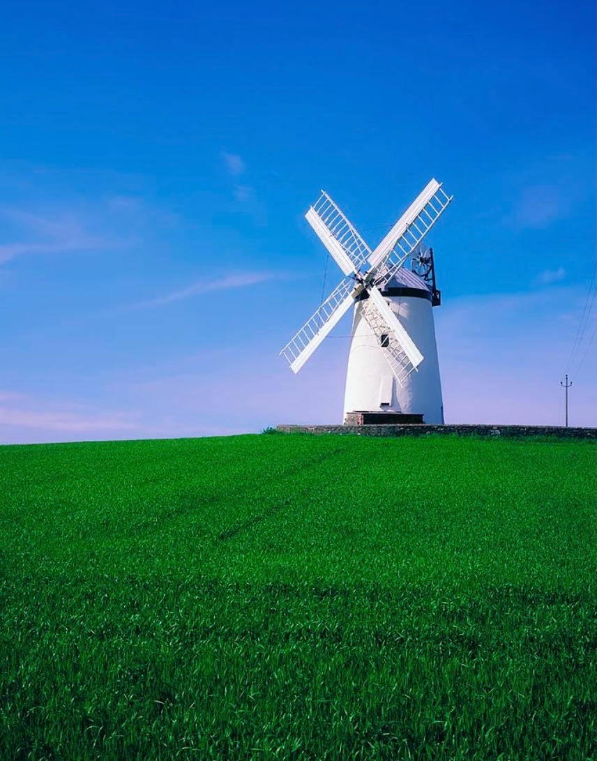 📸The Irish Image Collection 
🌍Ballycopland Windmill, Ireland🌍