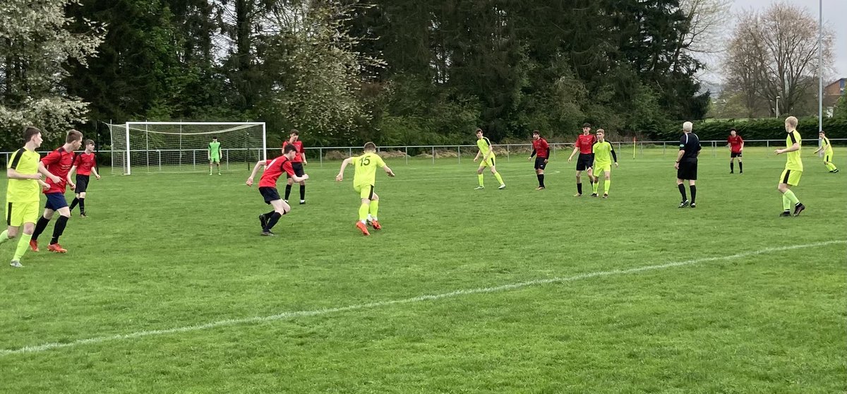 2006Swifts's tweet photo. Great for the boys to be on the seniors pitch this morning. 👍

Not a great performance by the lads but squeaked home 3-2 and who doesn’t love a 91st min injury time winner 👍😁 https://t.co/oeds6tu23m