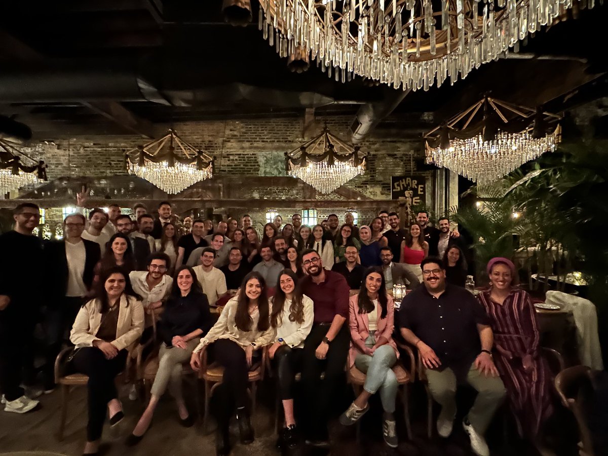 It’s not a lebanese arab gathering if we didn’t add a last-minute table🤪

Spent last night in✨ <a href="/beatnikchicago/">Beatnik West Town</a> hearing stories of victories over struggles &amp; seeing hope in everyone’s eyes🥹. 

We do our best for our families &amp; communities back home. 🇱🇧🇸🇩🇸🇾🇮🇶🇪🇬&amp;more. #DDW2023