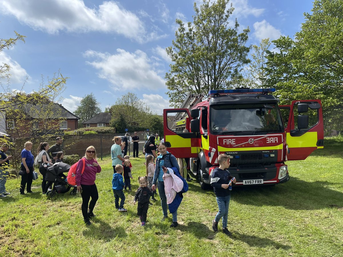 PrincesStreet03's tweet photo. Red Watch on duty and at Whitehouse Park for the Coronation Event. Come on down and say hello. #corination ๐@SuffolkFire https://t.co/ly6falnfxH