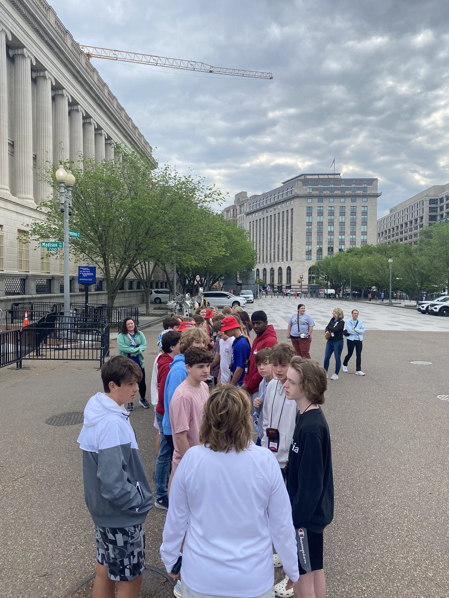 Bus 1 visiting Mr. Kite’s future residence, &amp; playing the POTUS game. #DC23andMe