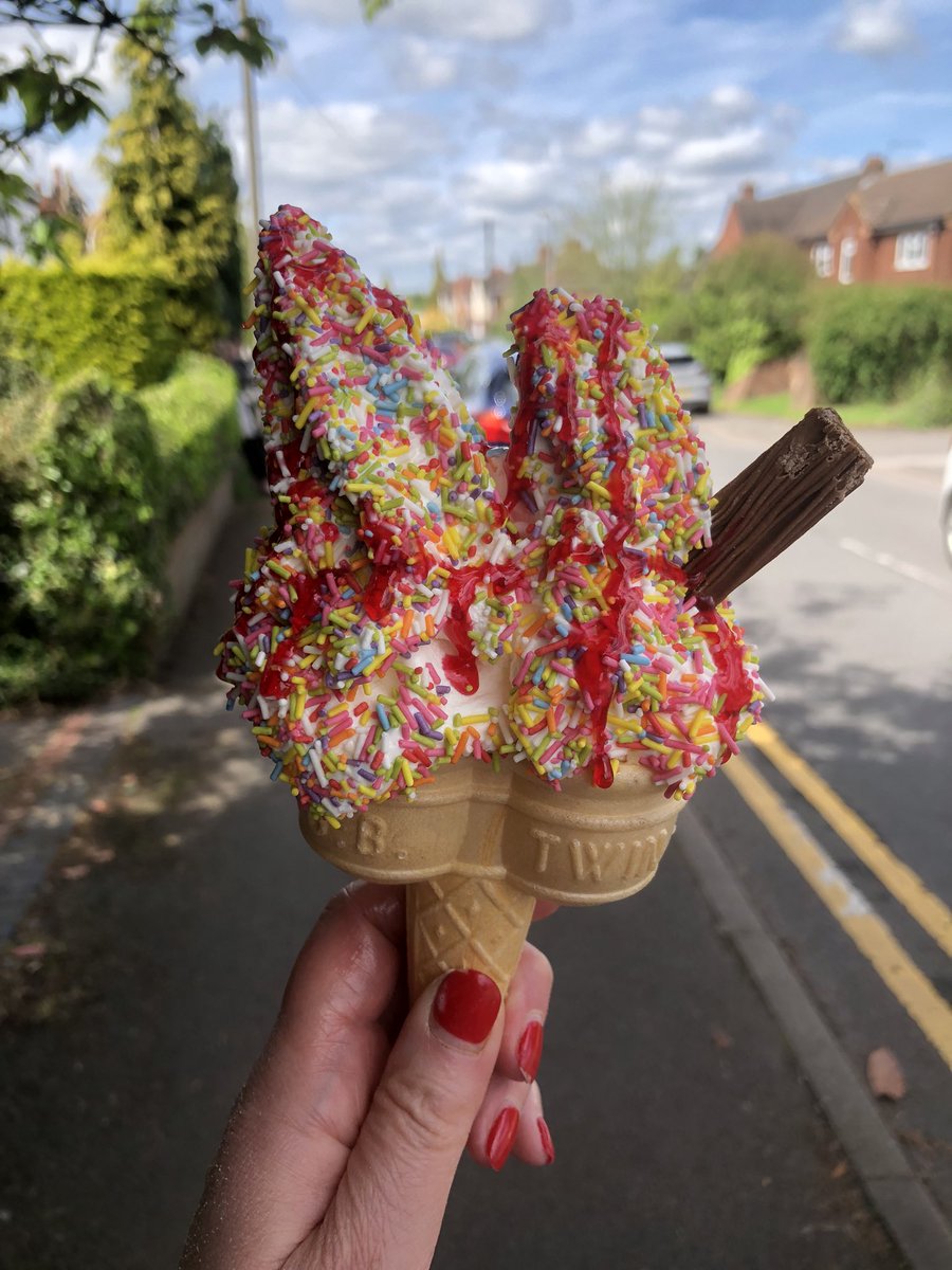 Never too old for this 🍦👌 #coronation #streetparty