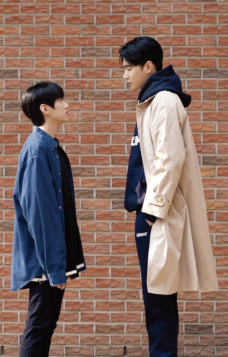 no height difference ever height differenced like their height difference