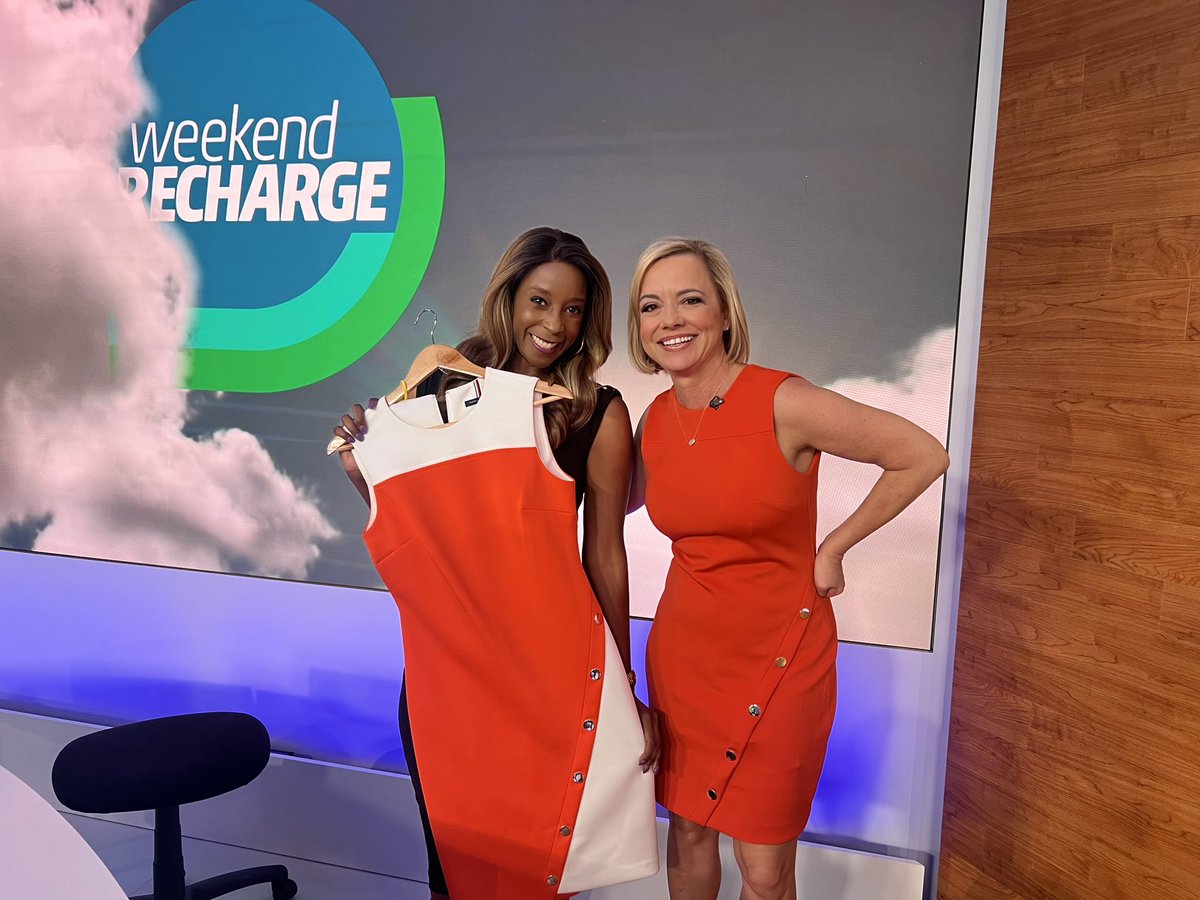 juliemartin's tweet photo. #samedress Sunday at @weatherchannel with @LynetteCharles ! https://t.co/PkTMdvuIXZ