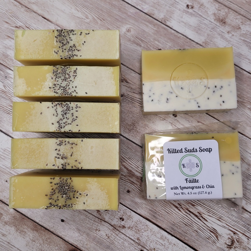 KiltedSuds's tweet photo. Failte Bar Soap - Essential Oil Blend – Bright, Sweet Citrus, Lemon.
.
Grab a bar for yourself from the link below, shop the photo or checkout the link in bio!
.
https://t.co/oDOnRYPATY
.
#kiltedsuds #veganbeauty #plantbased #soap #shopsmall #soapmaking #vegansofig #essentialoi… https://t.co/OcXEo9G0Y4