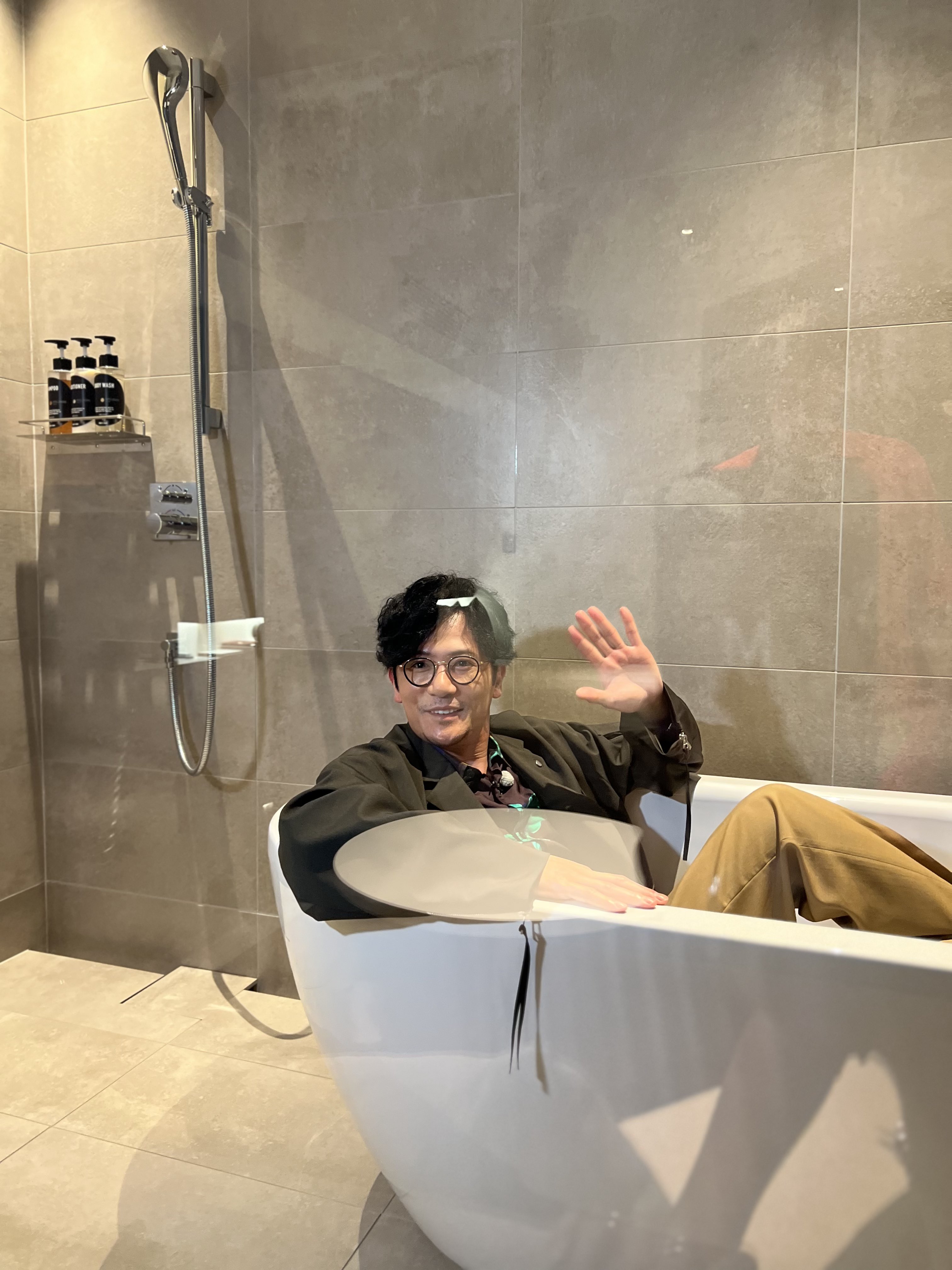 Fvh4T7PagAMtTv4?format=jpg&name=orig