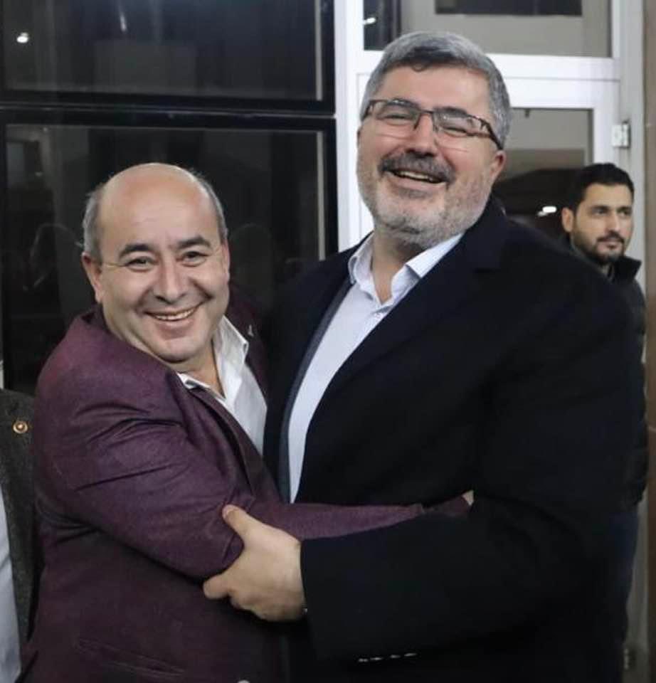 Ak Parti Milletvekilimiz Dişli’mizin hizmetkârı
Ali Özkaya Pazartesi günü (yarın) Saat 17:00’de çarşı camisinin önünde siz değerli hemşehrilerimize hitap  edecektir. Tüm halkımız davetlidir.
