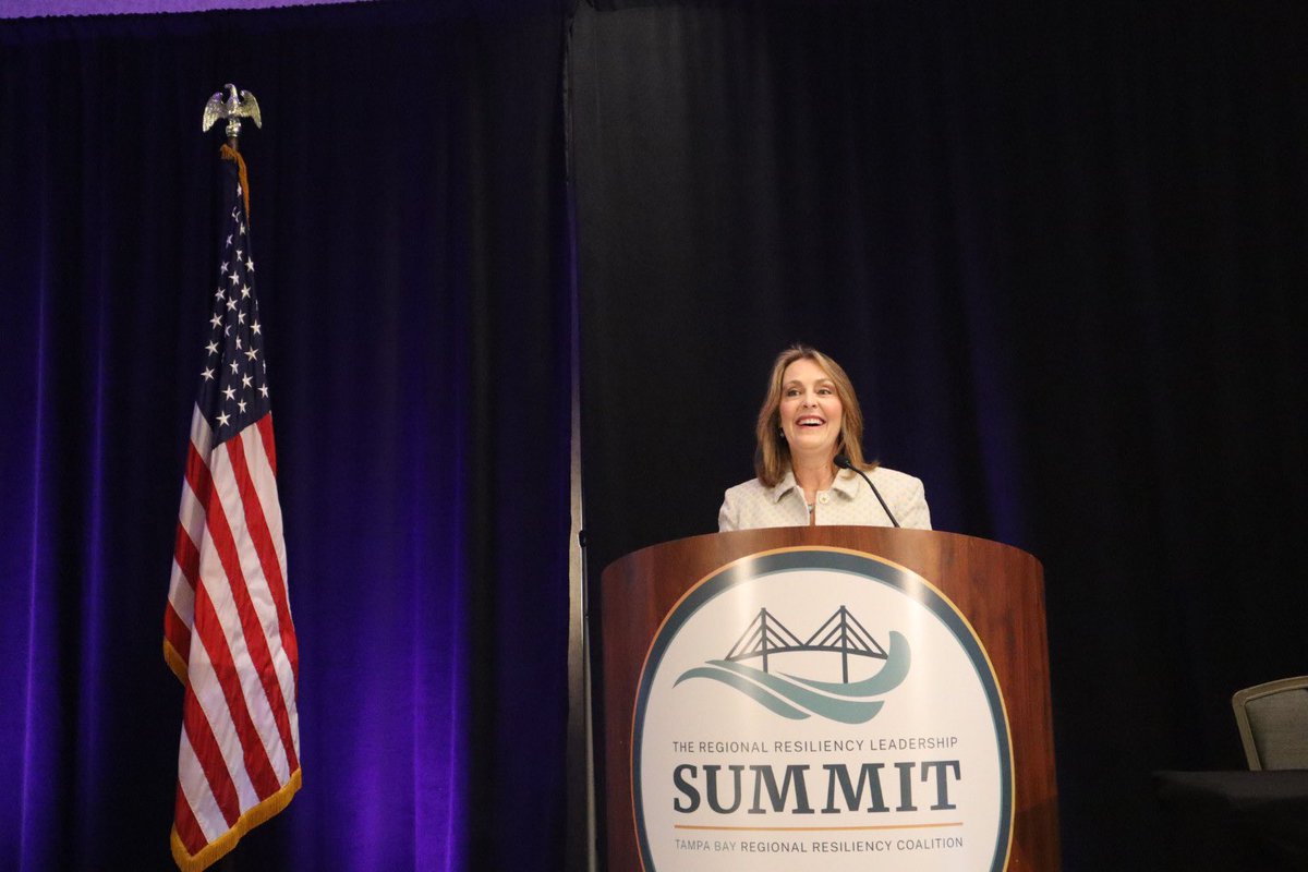 Together, we are building safer communities and investing in coastal resiliency to save lives and money. #ResilientTampaBay 💪🌊🐠

Thank you to local #TampaBay leaders working to unlock sustainable solutions through the #InflationReductionAct and #BipartisanInfrastructureLaw.