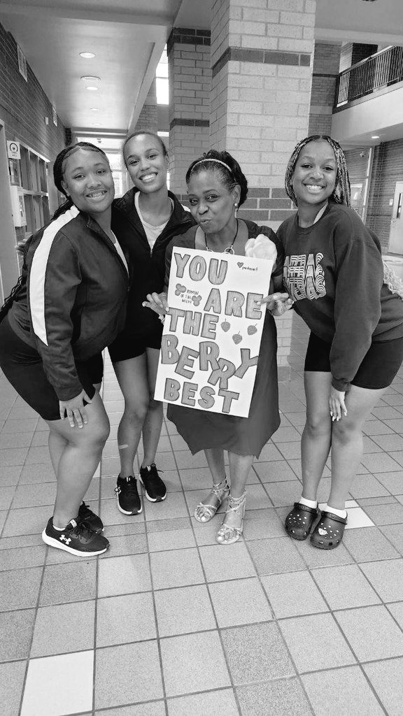 Cypress Springs High School Senior Class tweet media