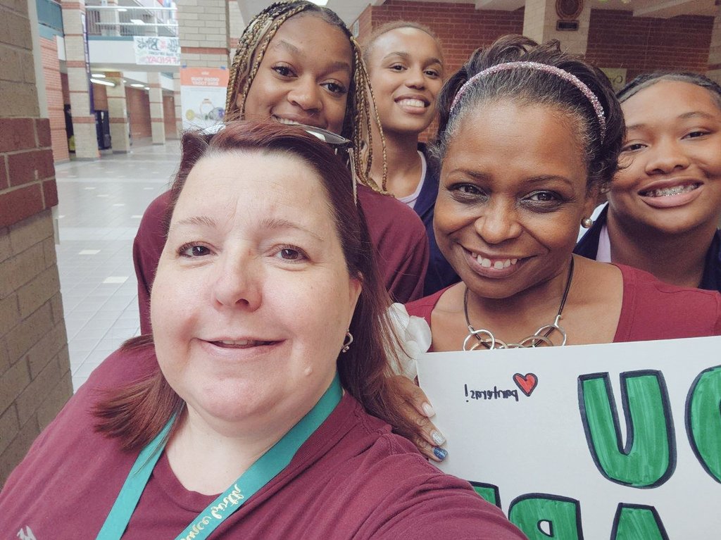 Cypress Springs High School Senior Class tweet media