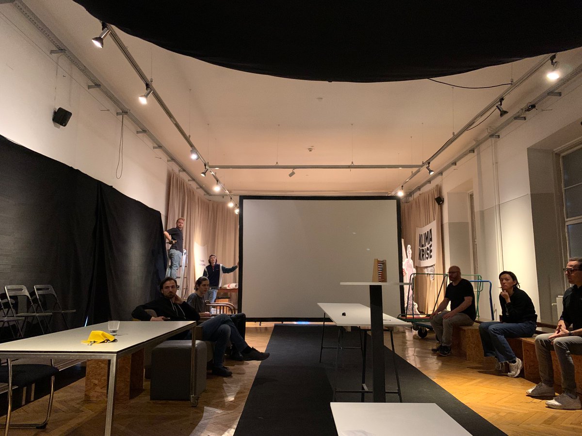 faerber_alexa's tweet photo. Noch nicht, fast, so gut wie fertig für „Die Eingabe“ #Klimarechnungshof, morgen, 8.5. um 18 Uhr @volkskundemuse Wien.
Kommt vorbei, wenn 15 Vorschläge zur Prüfung auf Klimaschutztauglichkeit vorgestellt werden. #MakingClimatePublic https://t.co/WrKTtlillC