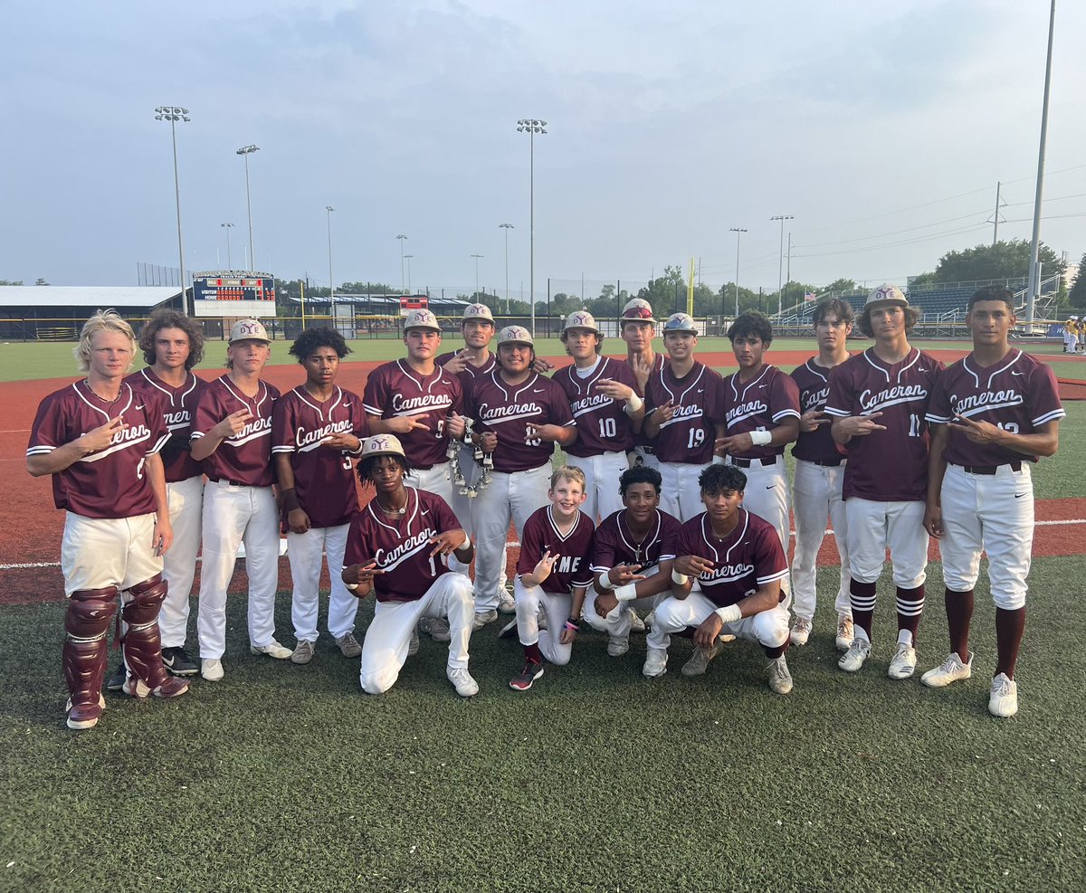 #LockedIn players of the game was a team effort to get 2 wins to secure the round 1 series vs Fairfield. <a href="/therealryanhost/">Numbers Guy</a> threw a great 5 innings and sealed the series with the walkoff RBI 1B to win game 3, 1-0. <a href="/lmgreene09/">Landen</a> gets the W in game 2 and game 3.  #StandardsOverFeelings