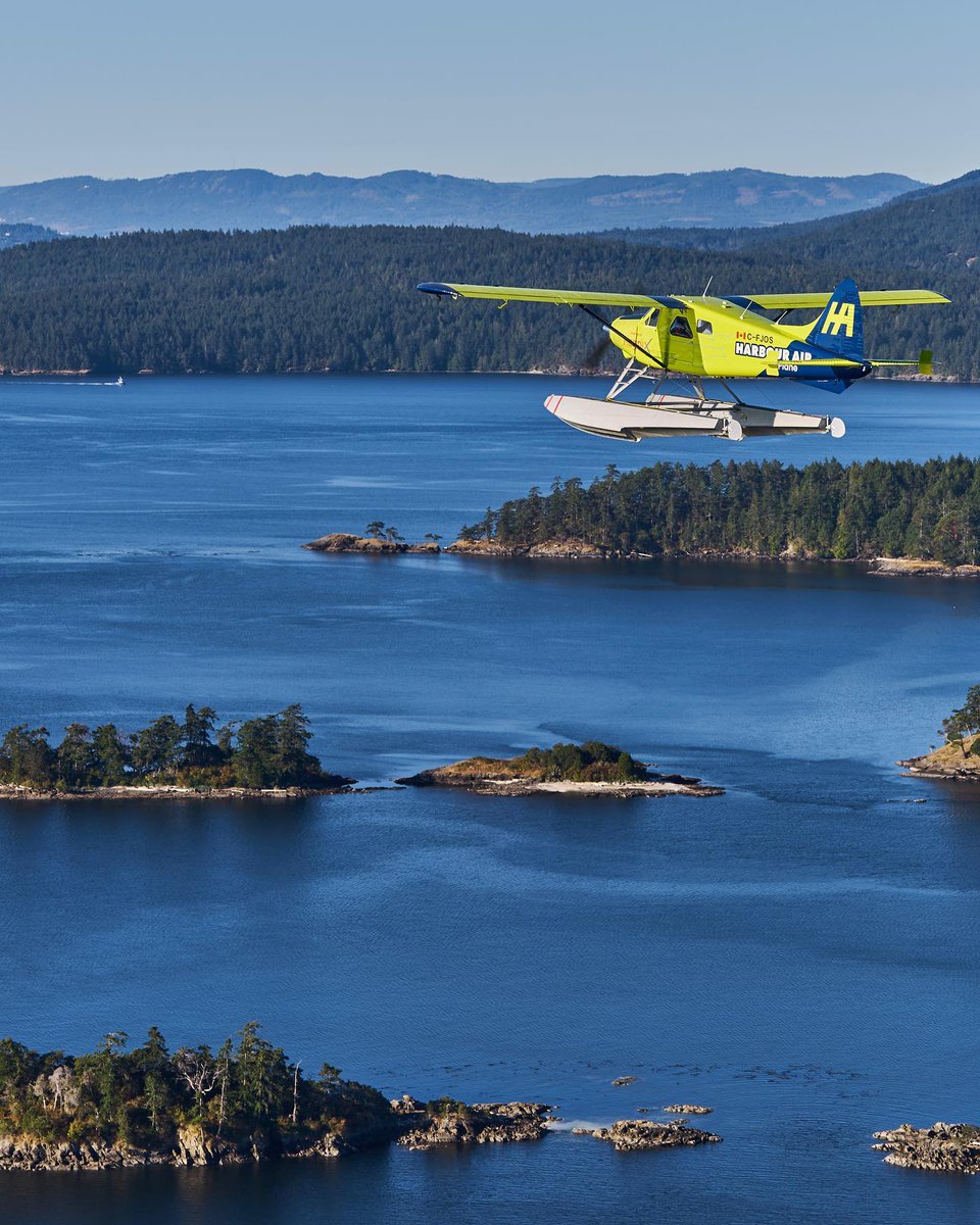 Harbour Air Seaplanes is out here shaping history. ✈️ Their Spring ePlane Tour is making its first appearance in the Victoria Harbour today! 

Head over to📍950 Wharf Street to check out the world’s first all-electric commercial aircraft, the e-Beaver. ⚡🦫
 _____
📸 Harbour Air