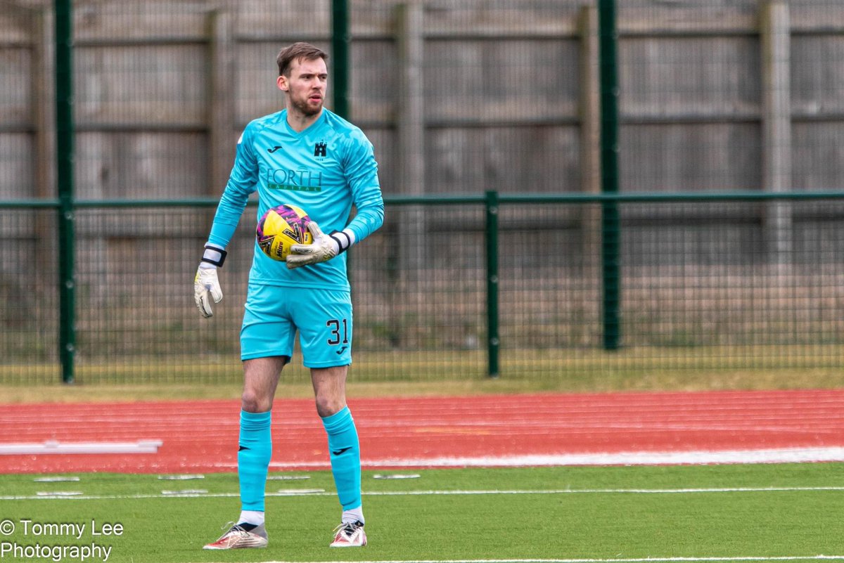 RobbieMutch40's tweet photo. Really enjoyable season @FC_Edinburgh with a good bunch of boys. Punched well above our weight most the season. All the best to everyone involved and hopefully can go one step further next season 🙌🏼⚽️ https://t.co/pVpiLreNqD