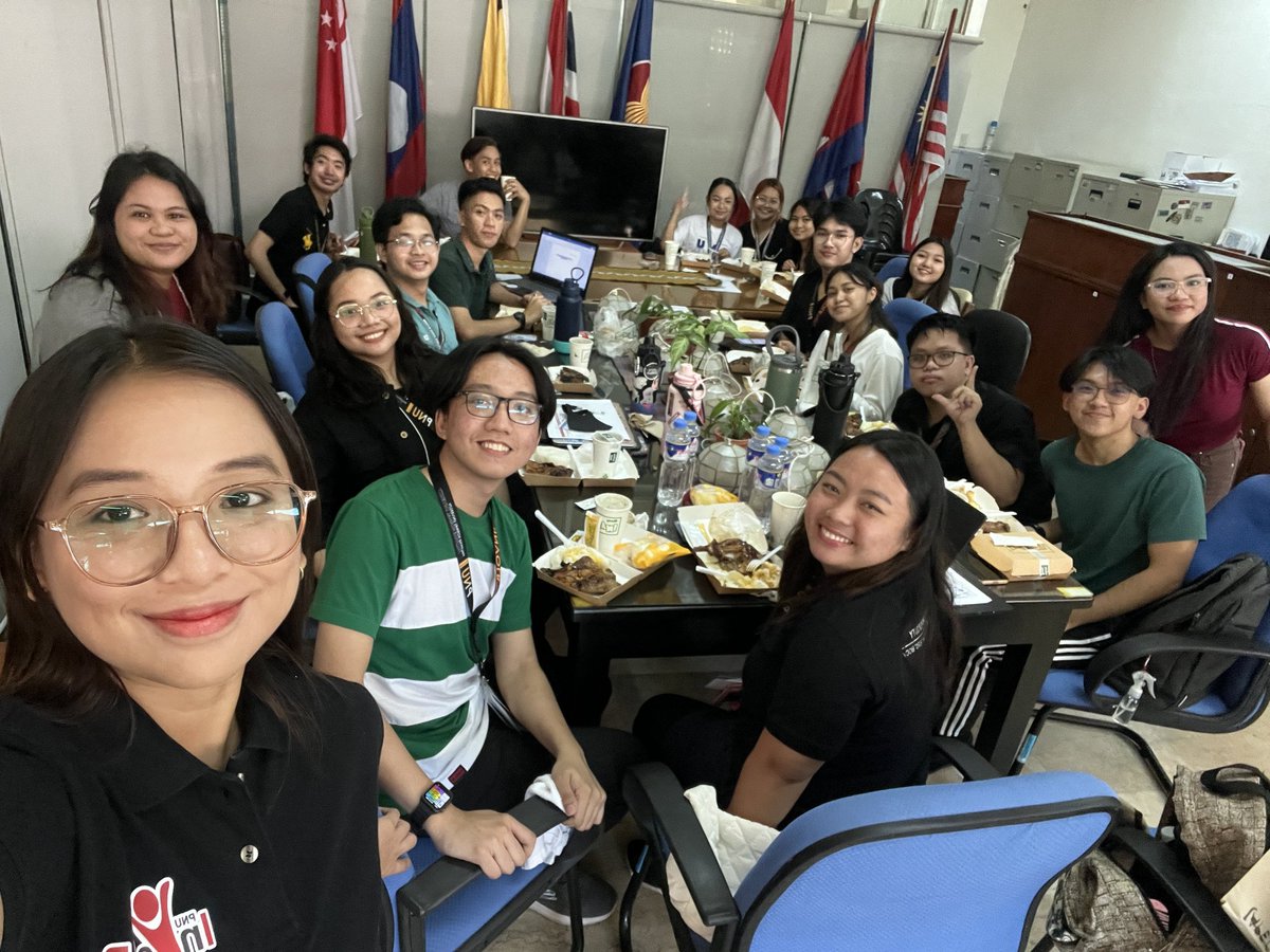 pnuinvolb's tweet photo. VOLUNTEERS IN ACTION | Association of Southeast Asian Teacher Education Network (AsTEN) 10th President's Meeting
#BeInVoLB https://t.co/0ISj5jkm67