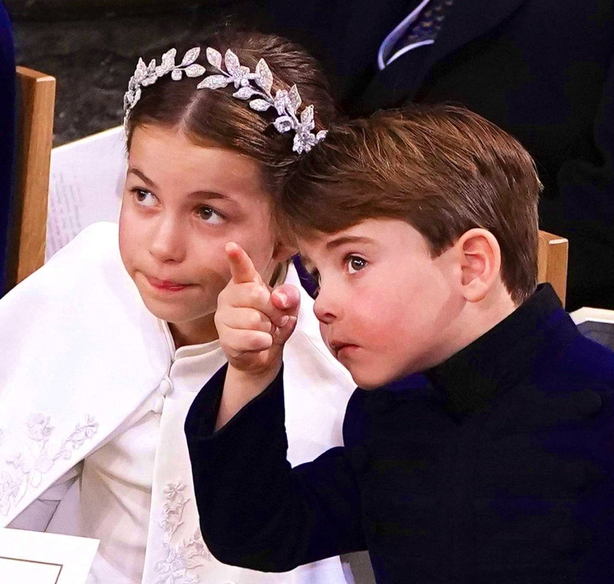 🎩Laird of the Manor🎩 on Twitter "Their radiant smiles exude triumph