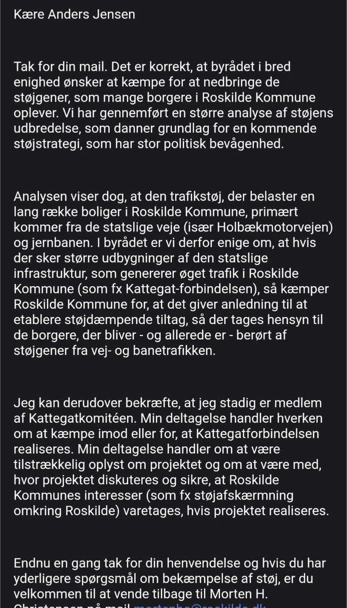 Interessant svar fra @tomasbreddam (S), #alletidersroskilde.

Han er hverken for eller imod #Kattegat-motorvejen, men sidder altså i Kattegatkomitéen, som skal:  
'Arbejde for en bred politisk beslutning om en fast Kattegatforbindelse' (1/2) #dktrp