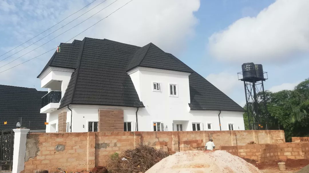 One of the projects @stonegritconstruction  worked on 
You're 💯 assured that quality will be delivered, and value for money guaranteed

 #duplex #duplexhouse #construction #residential #civilengineering #stonegritconstructioncompany #site #quantitysurveyor