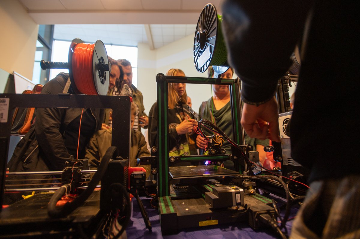 rover_challenge's tweet photo. Join the ranks of science &amp; space popularizers at the #ERC2023 as an exhibitor! You can still register on our website: https://t.co/YtbVLi0cNA https://t.co/evk3qspIXi