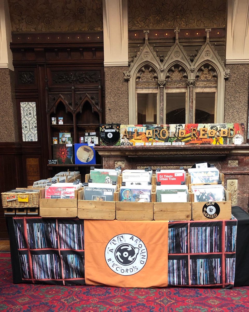allaroundstore's tweet photo. Happy Sunday everyone! Today we’re at Highbury Hall in Mosley @digbethdiningclub
#digbethdiningclub #hareandhoundskingsheath #indiemarket #brum #moseley
#recordstore #vinyl #vinylclub #vinylrecords #33rpm #independentrecordstore #independentrecordshop #instavinyl #vinylgram https://t.co/MLY8SUX6W4