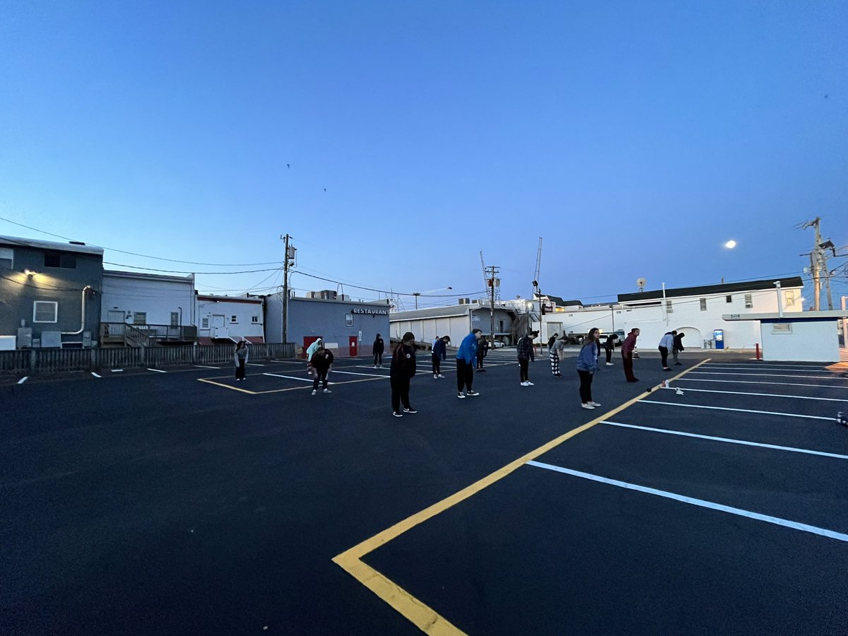 Early morning practice before our finals run at 9:16 !! #warriorproud #efstrong #jumanji