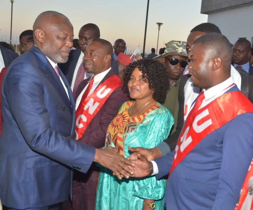 KalumeJean1's tweet photo. Après avoir accueilli son président national, son autorité morale VPM de l'économie l'honorable @VitalKamerhe1 à Lubumbashi  ,le SG de @uncrdc  @BillyKambale1 convoque une réu d'urgence avec le bureau du secrétariat politique nationale de l'UNC. @MichelMoto1 @Tshiband_henri https://t.co/MytbEI0n8f