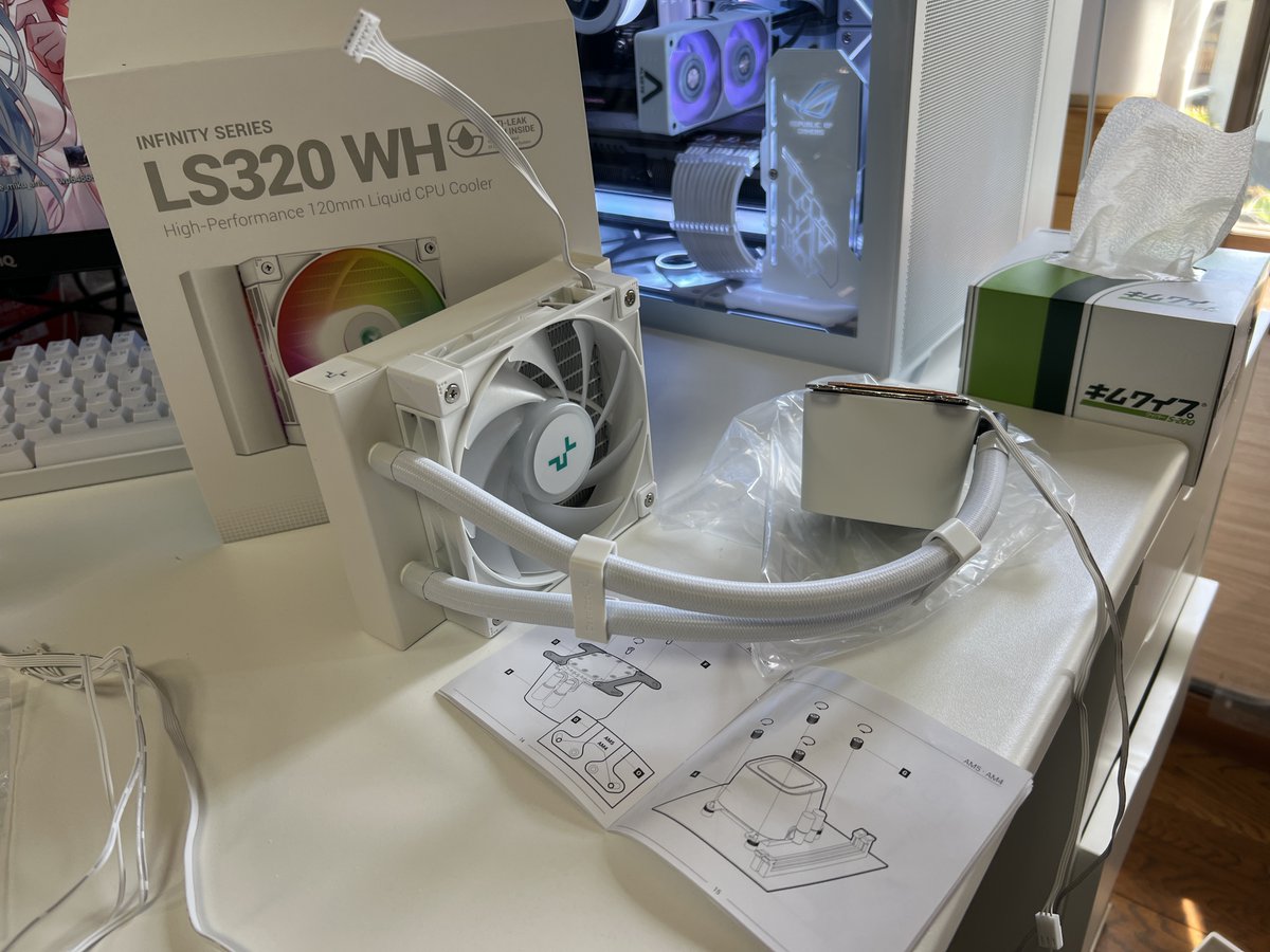 angelicpower001's tweet photo. 5月7日（日）
GWってナニ？ｗ
私は人が多い所は苦手なので引き籠りｗ

このPCケース（Pop Silent）は排気がリアだけでAMDのクーラーだとケース内の空気をかき回すだけ💦

で、#DeepCool の #LS320 にしたら最高温度でマイナス10度くらい♪

ベンチスコアも割と上昇したのだ✨

https://t.co/0mnmjhJSWa https://t.co/mmPN7CwZeC