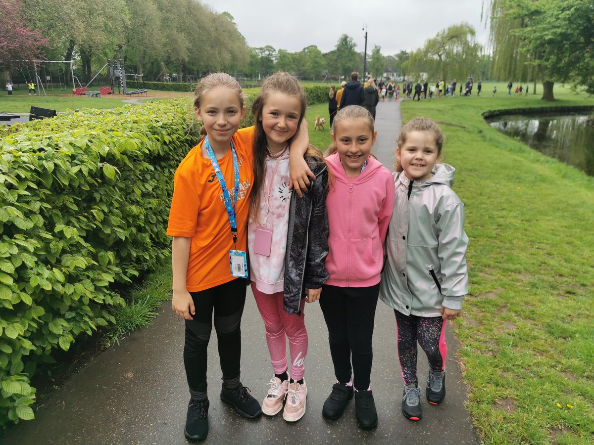 Poppymae helped 2 of her school friends get there pb's today at parkrun she is so proud of them 😊🏃‍♀️ @MccourtMiss <a href="/AspireSuite/">Aspire Suite</a> @InspireSuite