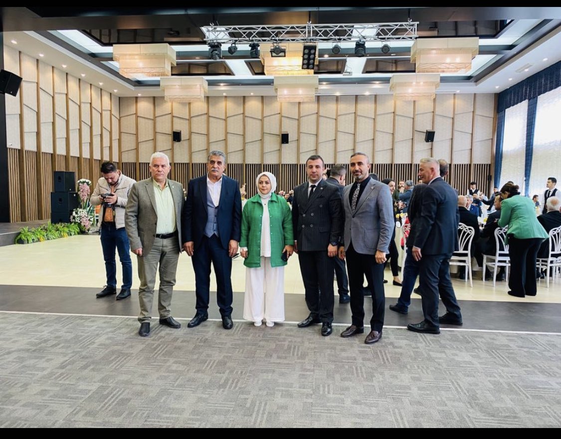 hadickmk04's tweet photo. 📍 Denizli

Genel başkan yardımcımız ve Denizli milletvekili adayımız sayın Sema silkin ün başkanımızın düzenlemiş olduğu basın ile kahvaltı programına genel başkanımız  @Ahmet_Davutoglu ile birlikte katılım sağladık...👍🇹🇷

@SemaSilkin https://t.co/kEpNoesfV6