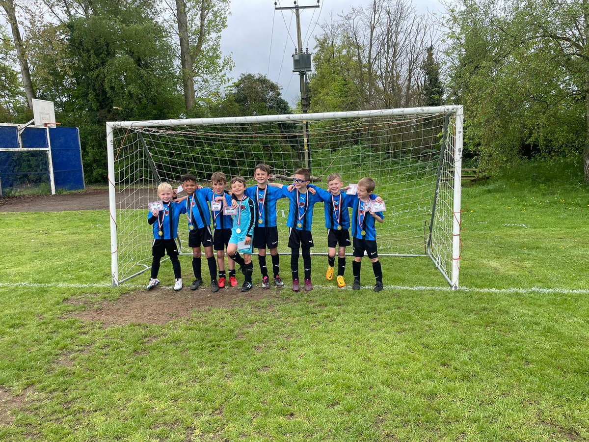 FC Kennett Youth⚽️ (@kennettu6810) on Twitter photo <a href="/kennettU6810/">FC Kennett Youth⚽️</a> Special mention to Our U7’s played 14 league games
Won 13 & Drew 1 scoring 100 league goals scored⚽️Steve has done an amazing job with the team🥳💙🖤@ITFC_PDP @NCFCRDP <a href="/CUFCDevelopment/">Cambridge United Development</a> 👏 <a href="/kennettU6810/">FC Kennett Youth⚽️</a> Special mention to Our U7’s played 14 league games
Won 13 & Drew 1 scoring 100 league goals scored⚽️Steve has done an amazing job with the team🥳💙🖤@ITFC_PDP @NCFCRDP <a href="/CUFCDevelopment/">Cambridge United Development</a> 👏