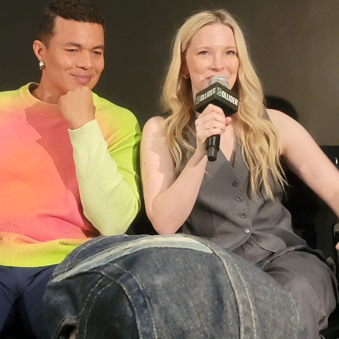 morfyddsource's tweet image. Morfydd Clark with her #RingsOfPower co-stars Ismael Cruz Córdova and Owain Arthur during Collider's Q&amp;amp;A panel

(📲 via lijeyeshaveit on instagram)