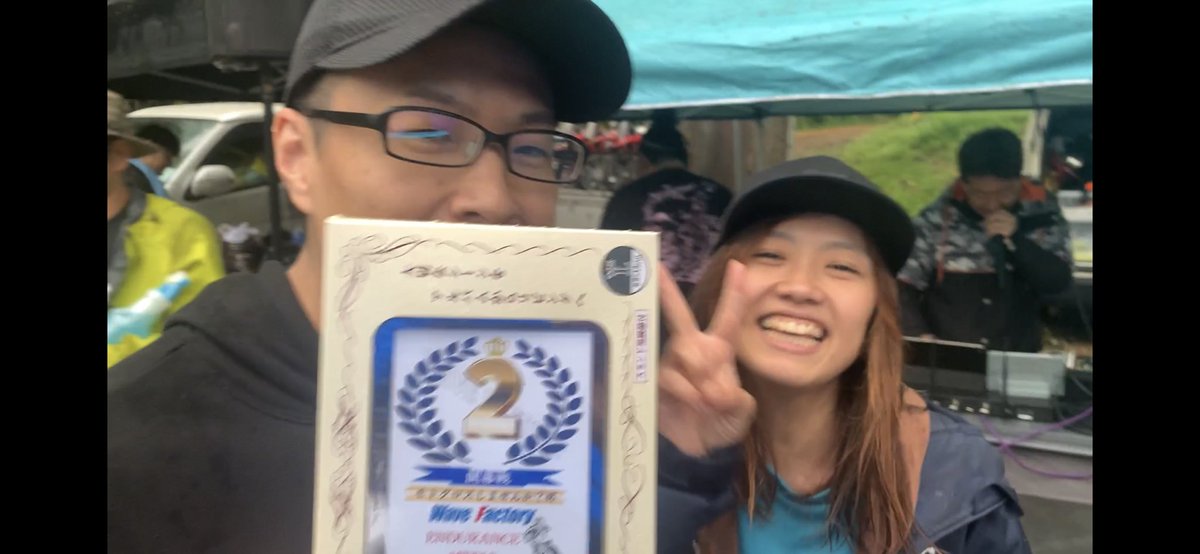 Korosuke5858's tweet image. 漢マサシ初1位🙌
一緒に行ったメンバーも皆入賞できて最高か
初めてMXしませんかに参加させてもらって正直すぐ飽きるかもとか思ってたけど全然そんな事なくて雰囲気も良くて雨なのに最初から最後までめっちゃ楽しかった
また行きます！
あざました！

#WaveFactory
#MXしませんか