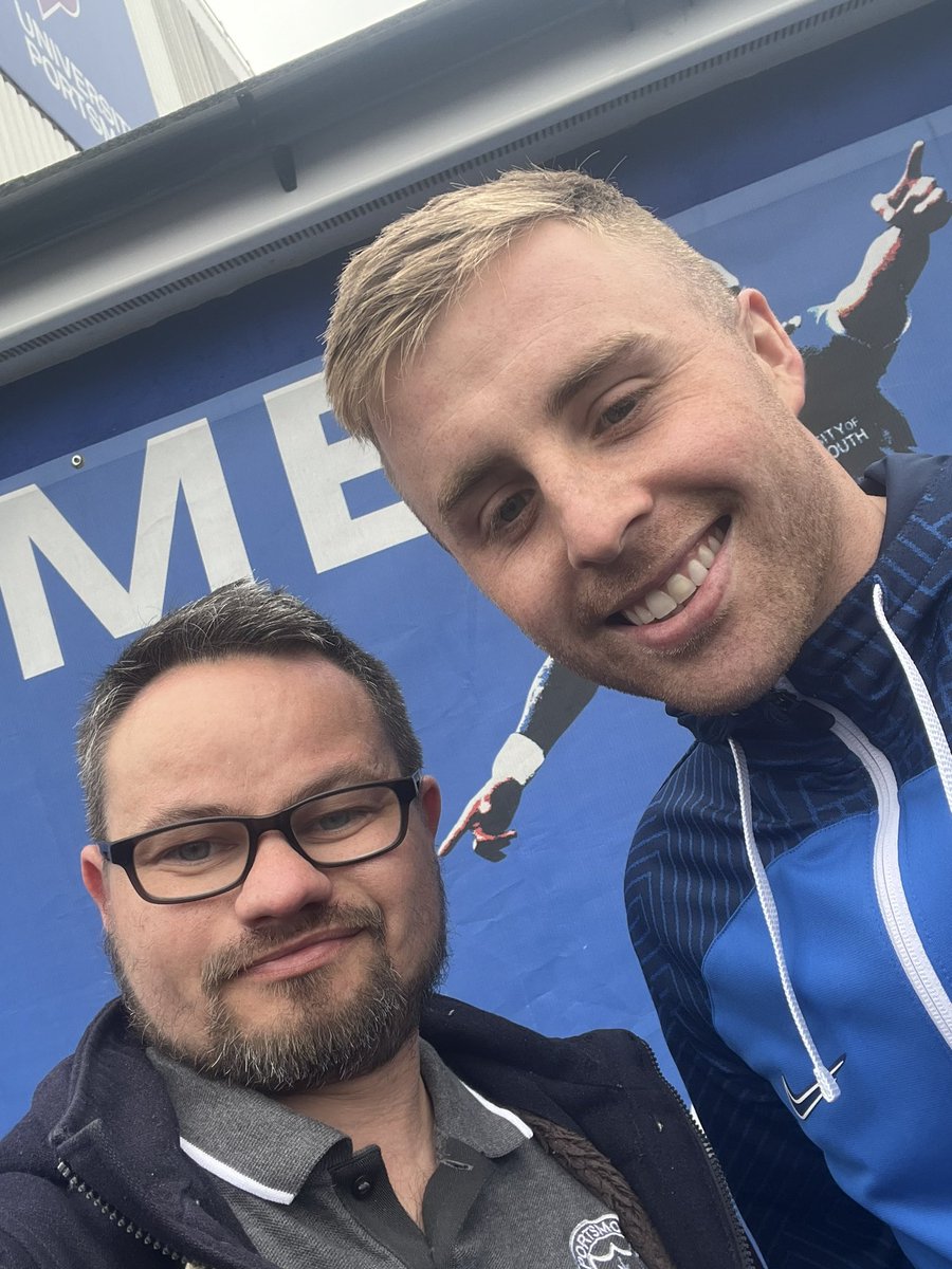 davidhydeuk's tweet photo. @MorrellDave your boy was kind enough for a picture earlier. Thank you so much. Was hoping to meet you in @StaggeringBeer but they seemed to have messed up their opening times and so gave up! Don’t leave! Up the @MerthyrTownFC too ⚽️ https://t.co/mtFOvBN02Z