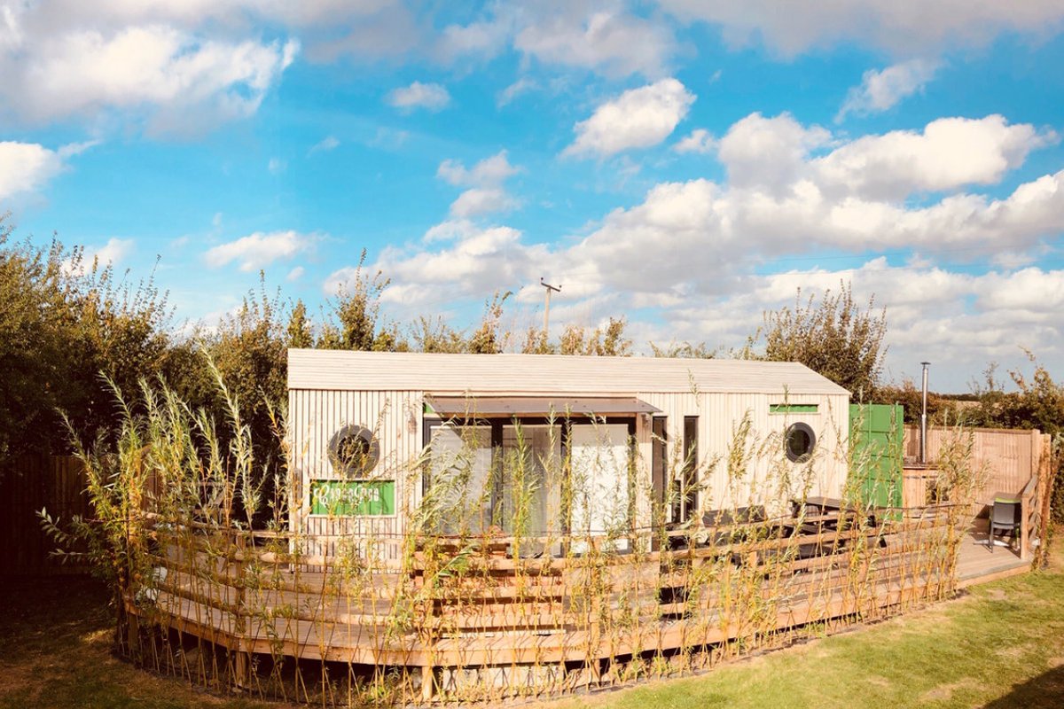 Lee Wick Farm Cottages and Glamping tinyurl.com/nlp2jxf @LEEWICKFARM #glamping #Essex