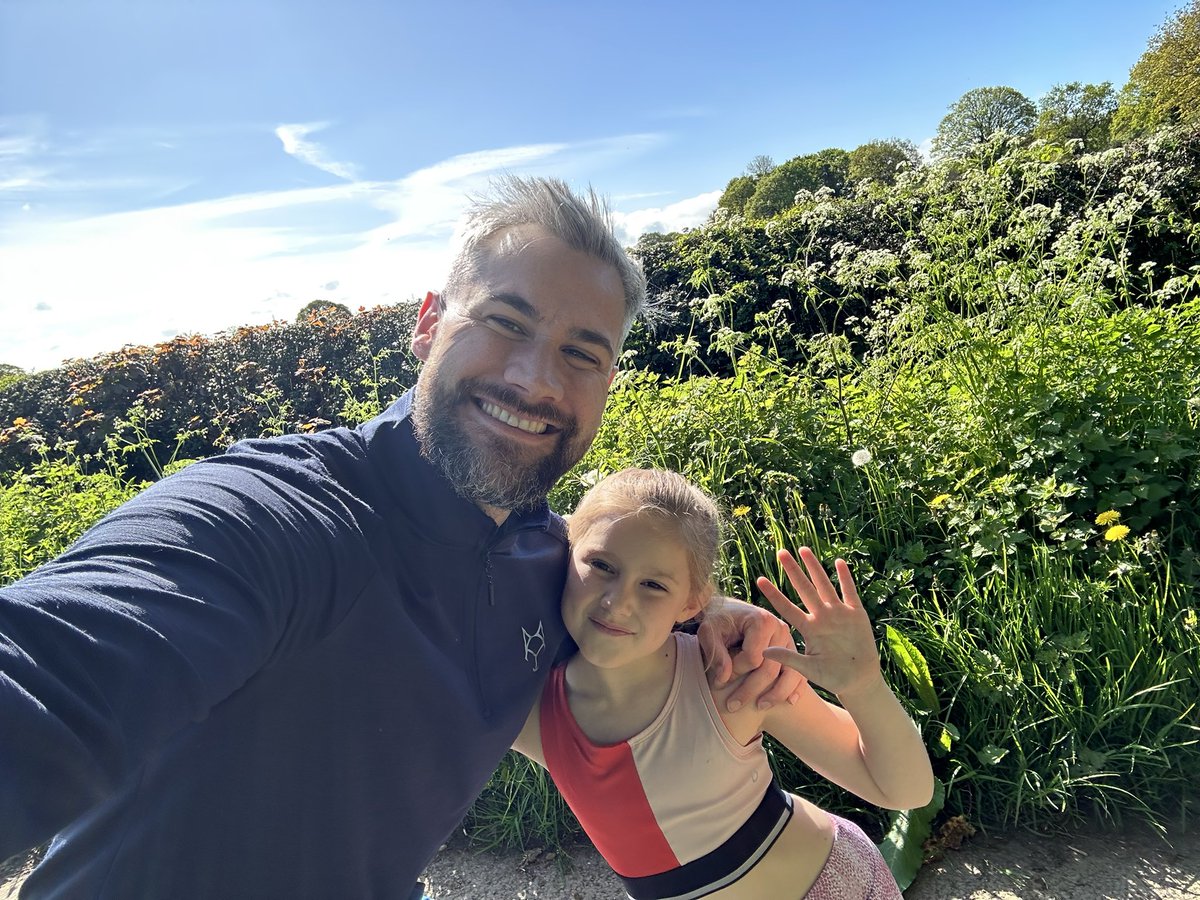jamie7reed's tweet photo. 5k run with Esme #prepreseason has started for both of us ⚽️🏃🏻‍♂️ 💪🏻#bootsbackon https://t.co/d152YR11Pf