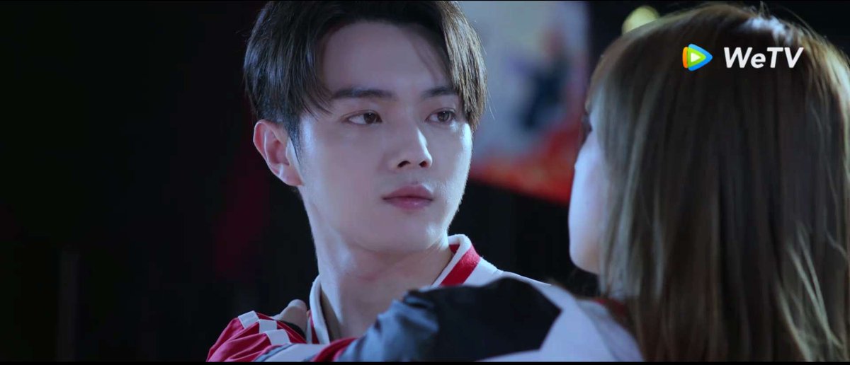 femeec's tweet photo. Still my favorite #XuKai series #FallingIntoYourSmile with great chemistry with #ChengXiao
I love #Chessman & #Smiling #ZGDX
This episode is still one of the funniest and 🥰 that reaction on the last pic very hilarious 🤣 #ep16
#rewatch 🥰 https://t.co/z6GcRmVSFH