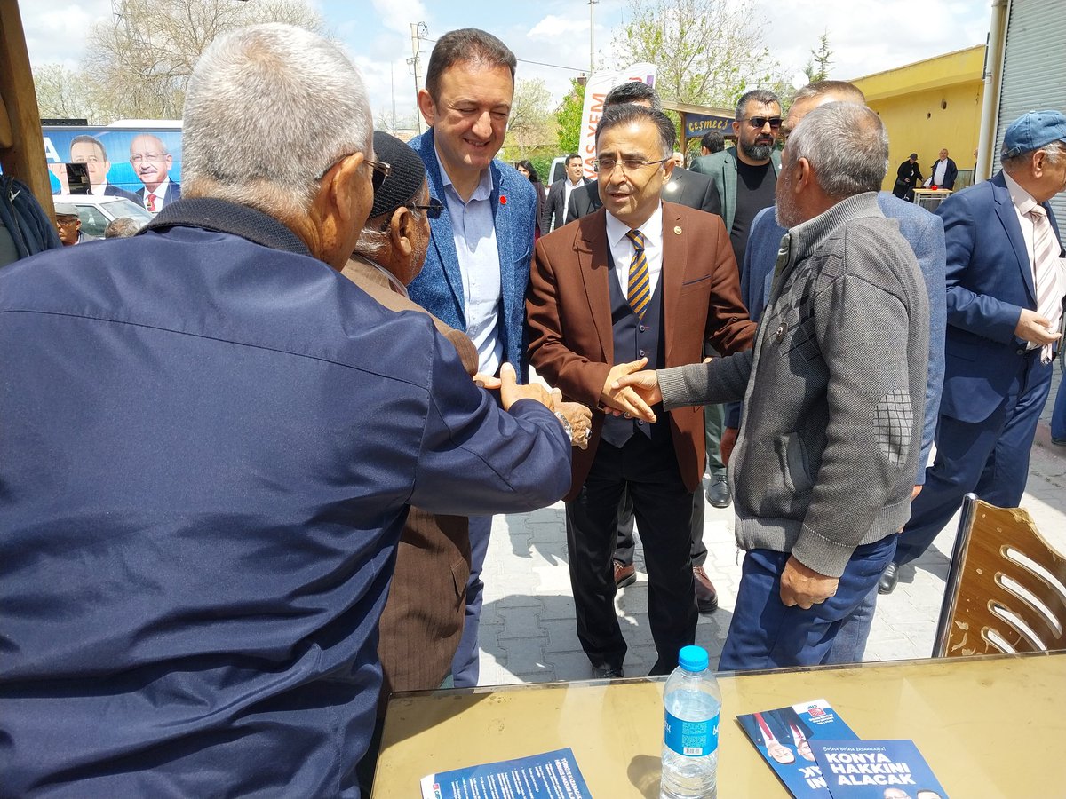 OmerrUnal's tweet photo. Karatay ilçemizde Mv. Adayımız Sn @bektasbaris ve Millet ittifakı il ve ilçe Yönetim kurulu üyelerimiz ile  birlikte İsmil Mahallemizdeki esnaflarımızı ziyaret ederek 14 Mayıs için destek istedik.
#SanaSöz
Gelecek için kazanacağız.
@Ahmet_Davutoglu https://t.co/JllLVIottH