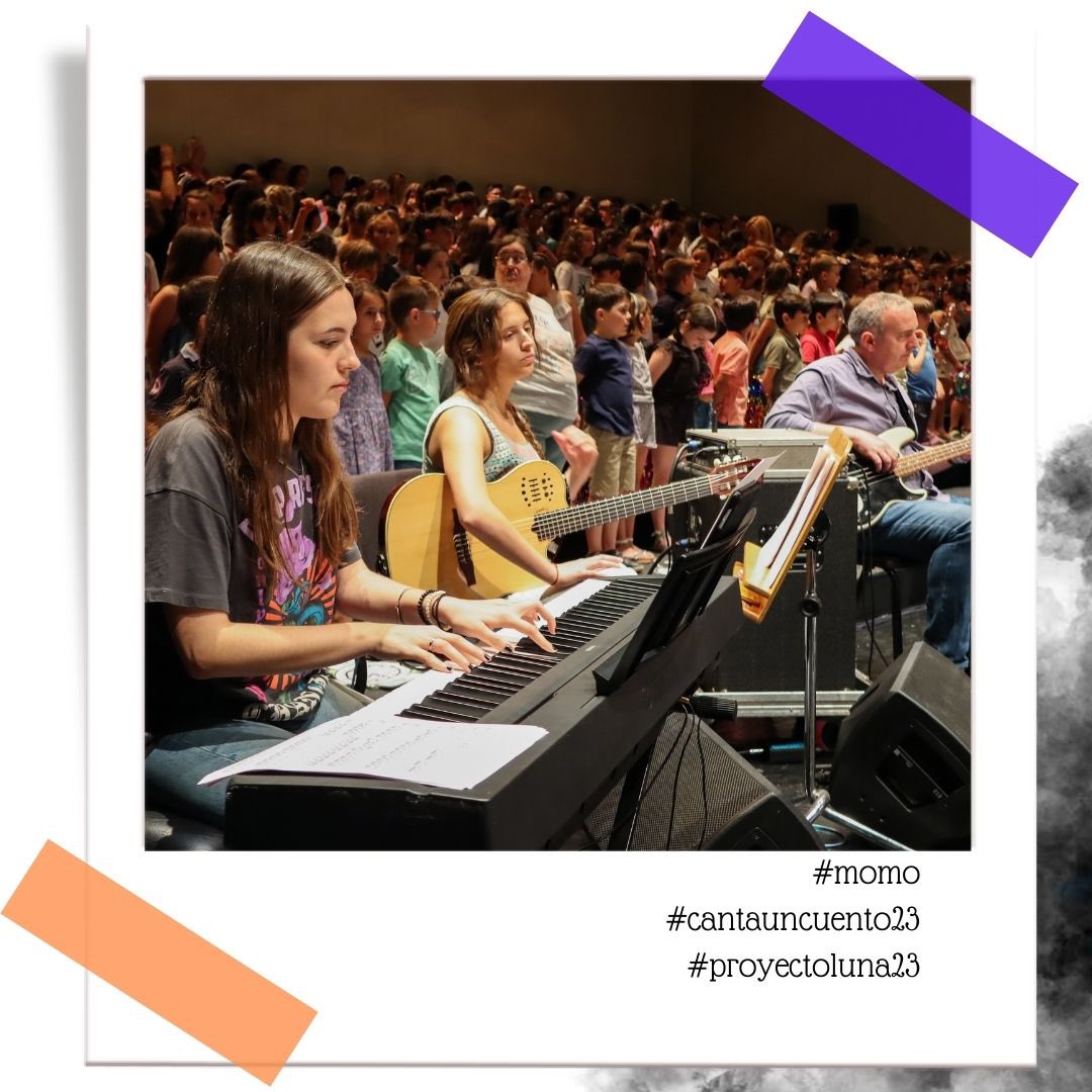 Proyecto_LUNA's tweet photo. Algunos de los momentos vividos ayer en los ensayos generales de ambas funciones.
Hoy, por fin, llega el momento de emocionar al público que llenará el Teatro de la Maestranza

Y si no tienes tu entrada... aún quedan las últimas... date prisa
🎫 https://t.co/WLi5abqxRQ https://t.co/v2UnlHPLGk