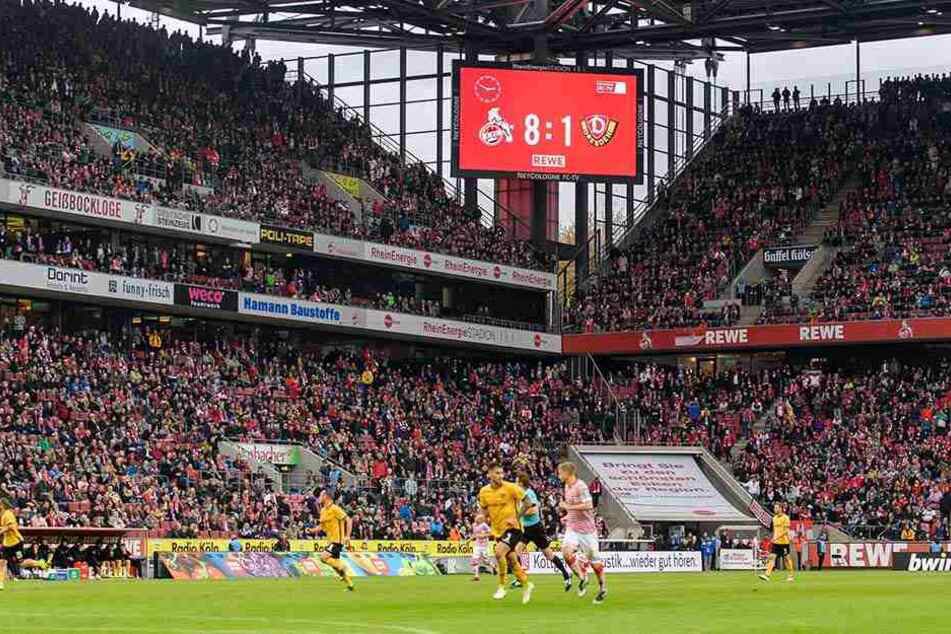 EffzehRetro's tweet photo. 4️⃣ years ago 🏆 - We Are The Champions 🥰

Which game did you score the most? I

 I will never forget the 8-1 against Dresden and especially the goal of Louis Schaub 📸 #effzeh #fckoeln https://t.co/0oCft69bHq