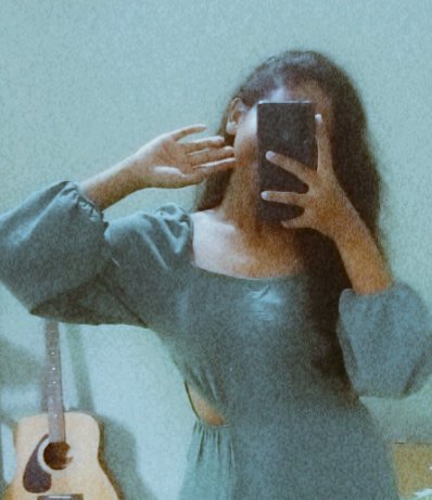 අවාරෙක මෙහි ඇවිත් 
මගේ හද කියවන්න... 🍃