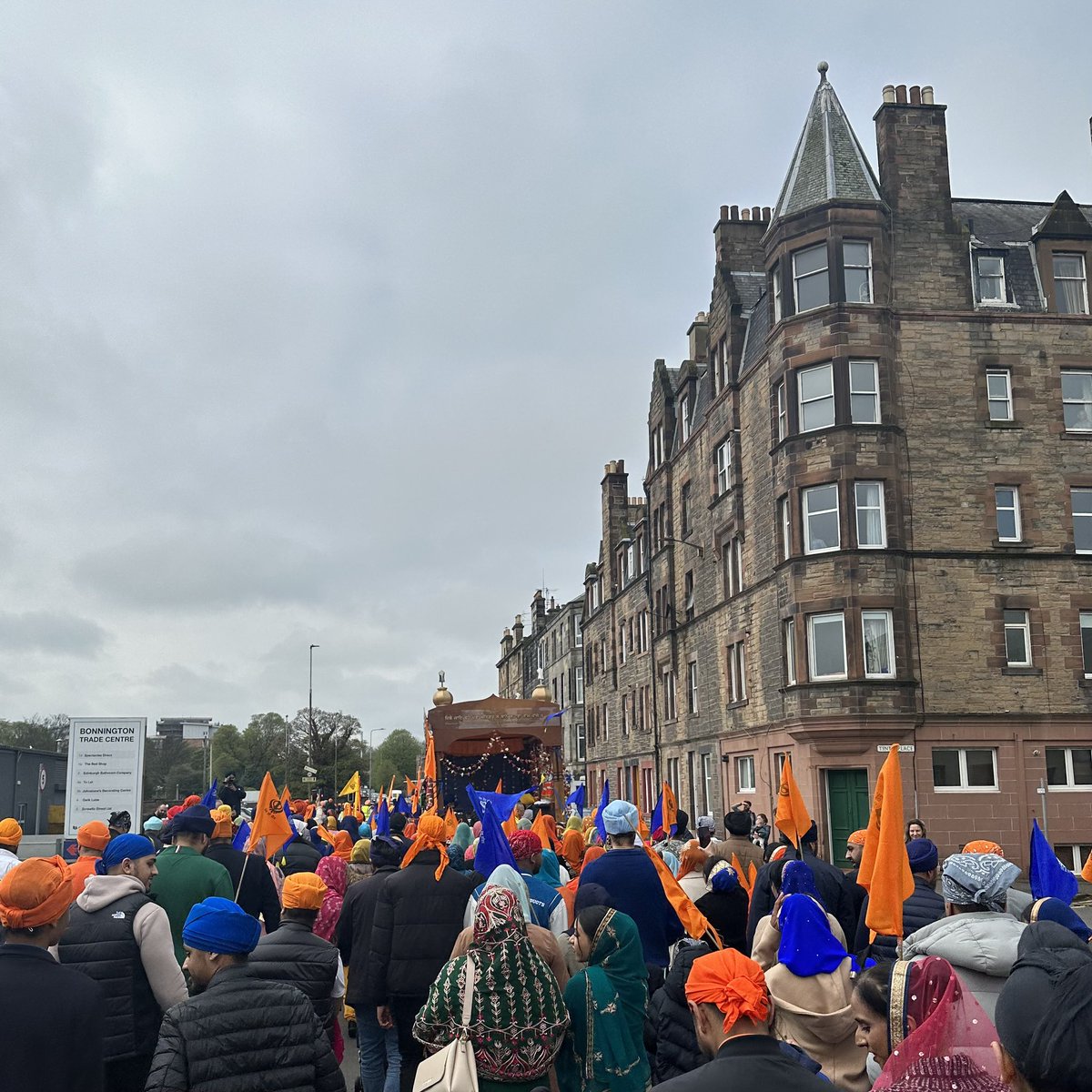 #Vaisakhi celebrations in #Leith today - together, #WeAreScotland. 🏴󠁧󠁢󠁳󠁣󠁴󠁿🧡