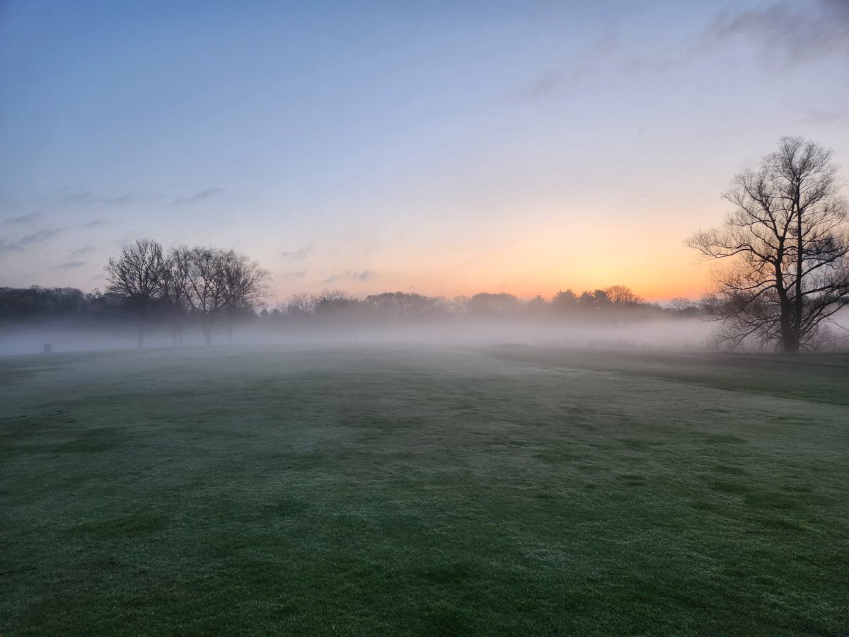 ajlturf's tweet photo. Beautiful foggy morning here at Majestic Oaks https://t.co/LxoTSEveow