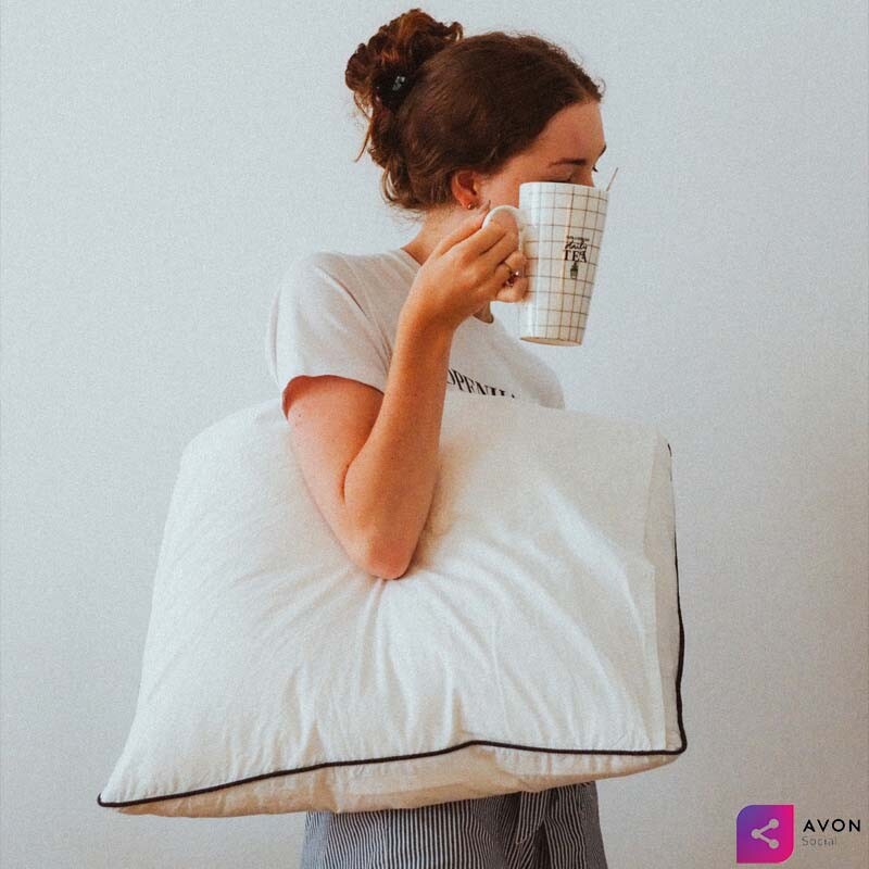 RossCraigAvon's tweet photo. Some of us just aren't created for mornings - and that's alright. It's time to stop seeing those who lay in as lazy! We are all built a bit different. 💤

🦉Are you a night owl or a morning lark?🐦

https://t.co/wuhf3oPoBi 
#SleepWell #YouDoYou #SleepHabits https://t.co/98FxXkON72