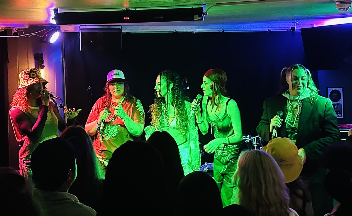 Another great <a href="/FocusWales/">FOCUS Wales</a> done! There is no better showcase festival in Europe right now. 

Here’s some of my highlights starring <a href="/maryshelleyband/">MARY SHELLEY loves u</a>, <a href="/Bethan_Lloyd_/">Bethan Lloyd</a>, <a href="/thecoralband/">The Coral</a> and <a href="/ItsNaduh/">NADUH</a>