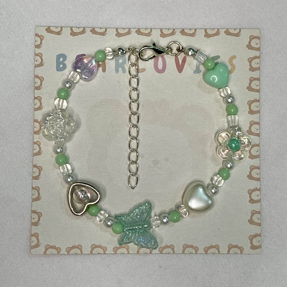 bearluvies1's tweet photo. [help rt💚]
hii haritu i ada buat poll and ramai vote bracelet so here it is !! i’m selling this for RM6 ONLY‼️pakai ni with your tds outfit confirm cantik gilers 💚💚 pickup at tds only ‼️ anyone yang nak boleh dm i ‼️

#TDS2inKL #THEDREAMSHOW2_in_KL #pasarNCT #nctzenmy https://t.co/x4Gr0EiuPU