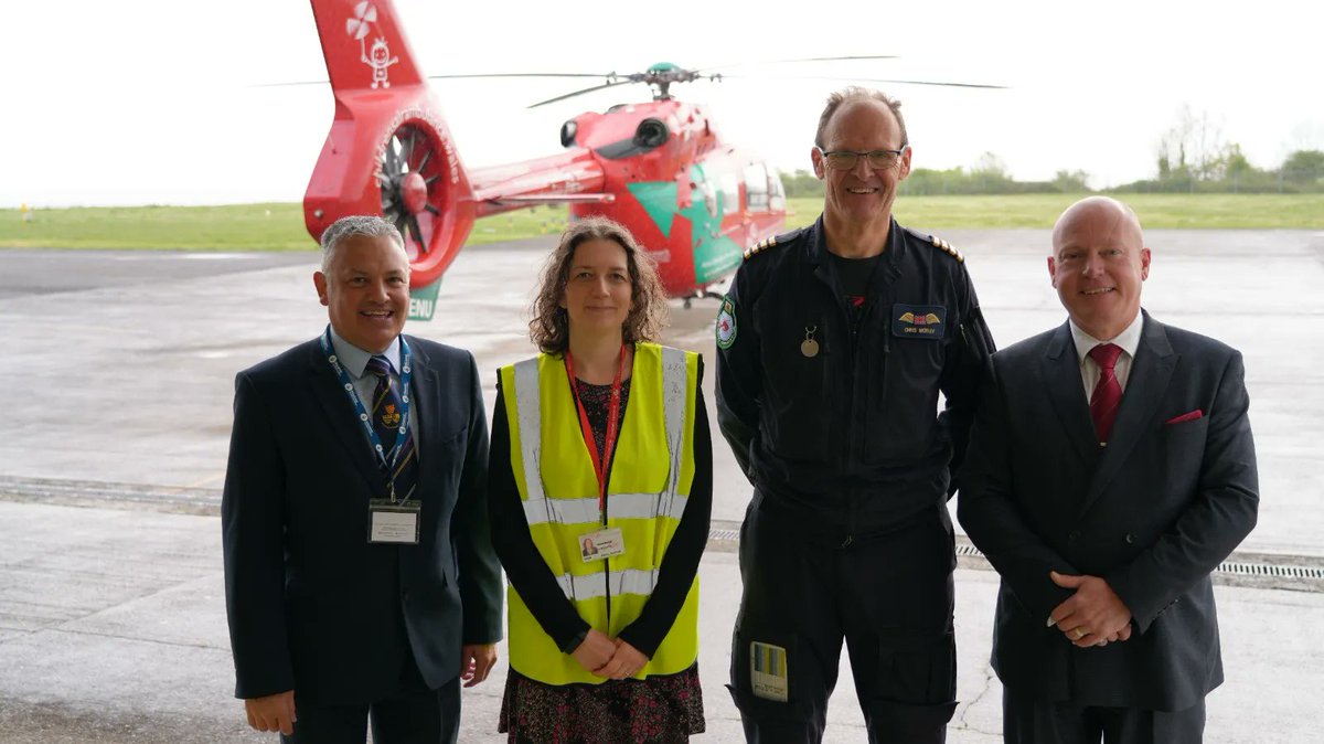 swales_charity's tweet photo. We're proud to announce that the South Wales Freemasons have donated a further £3,000 to @air_ambulance!  We were delighted to visit their Cardiff base last week and see how the donation will support their vital work. #Freemasons #SouthWalesFreemasons #WalesAirAmbulance https://t.co/T6f4uP3plQ