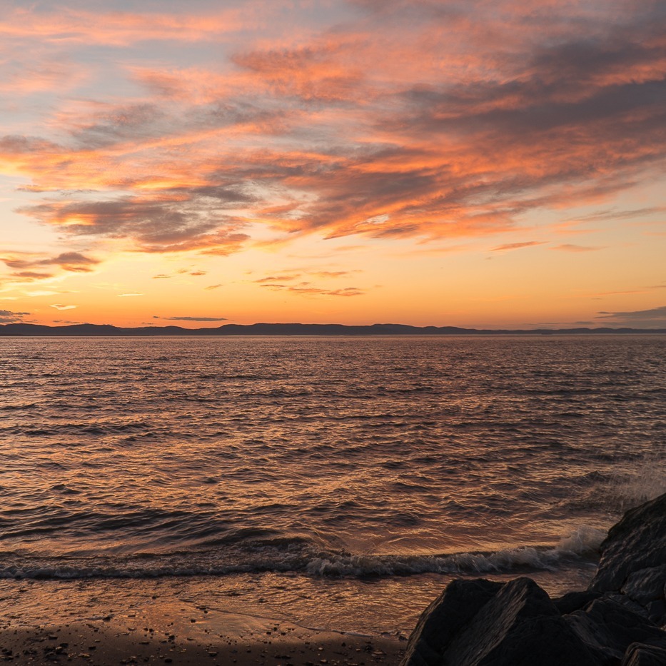 Il y a plusieurs bonnes raisons de visiter Rivière-du-Loup, je vous les énumère dans cet itinéraire de 3 jours! 

Vous y trouverez également une foule d’information sur 📌  quoi manger, 📌 où loger, 📌 comment vous y rendre et même des idées si vous dis… instagr.am/p/Cr8H7L4yfsM/